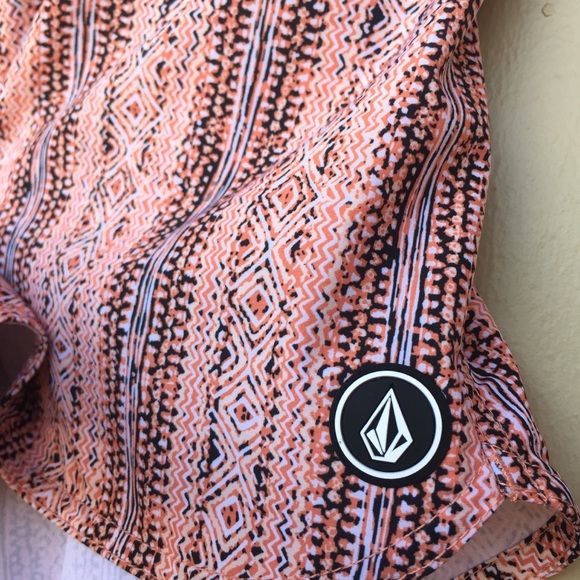 Volcom Other - Volcom XL Tribal Print Women's Board Shorts